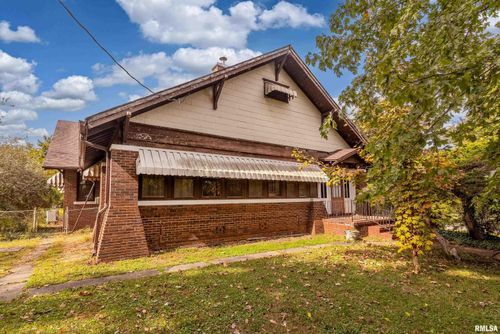 201 S Line St, Creal Springs, IL, 62922-2064 | Card Image