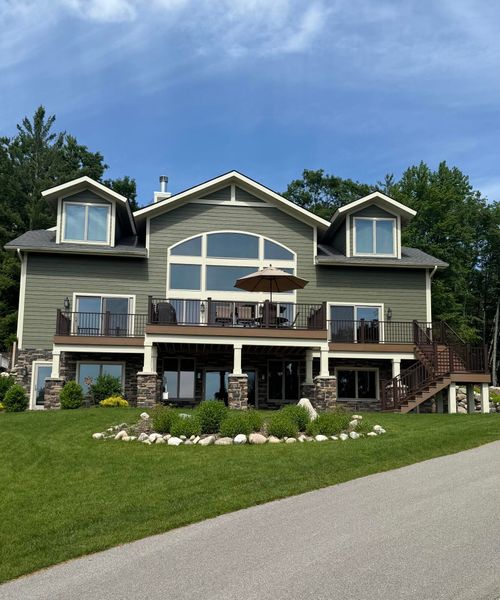 1267 Pinetree Trl, Harbor Springs, MI, 49740-9231 | Card Image