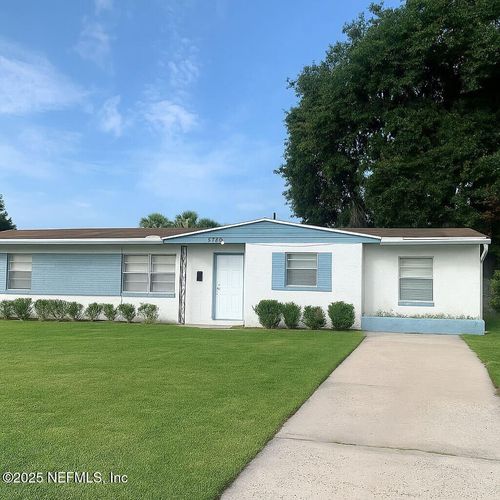 5780 Cedar Forest Dr S, Jacksonville, FL, 32210-5233 | Card Image
