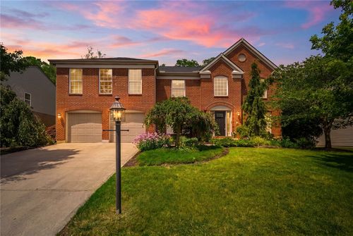 110 Trevor Ln, Springboro, OH, 45066-8305 | Card Image