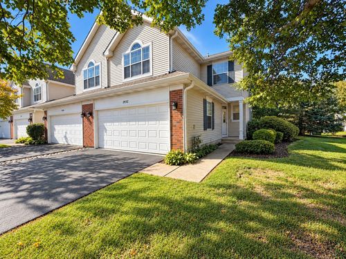 1932 Blackberry Ln, Hoffman Estates, IL, 60169-2160 | Card Image