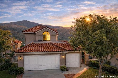 28766 Vista Valley Dr, Vista, CA, 92084-2223 | Card Image