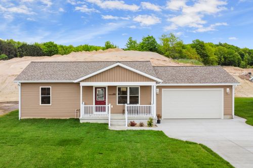 252 Stonecrest Dr, Shelby, MI, 49455-9234 | Card Image