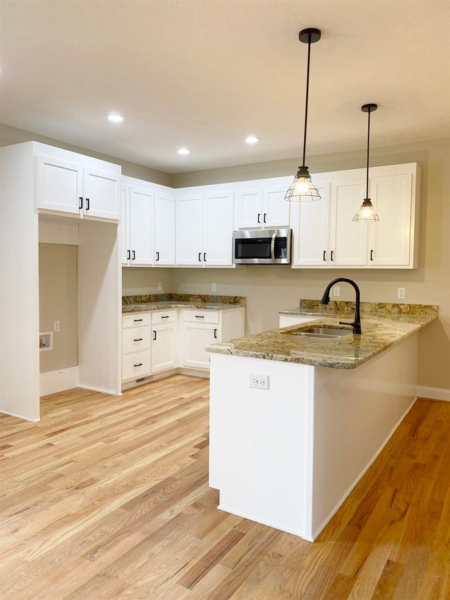 50 Fossil Dr, House attached with 2 bedrooms, 2 bathrooms and null parking in STUARTS DRAFT VA | Image 6