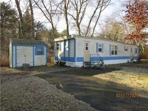 165 Padelford St, Berkley, MA, 02779-1208 | Card Image