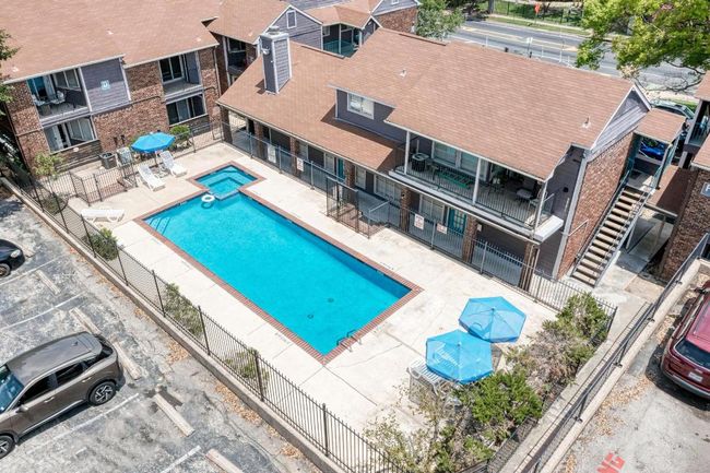 APT-102 - 1840 Burton Dr, Condo with 1 bedrooms, 1 bathrooms and 2 parking in Austin TX | Image 17