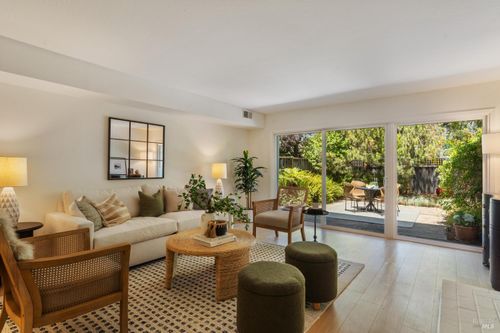 29 Porto Bello Drive, San Rafael, CA, 94901 | Card Image