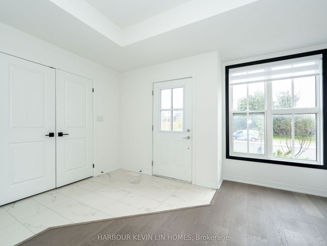 9080 Woodbine Ave, House attached with 3 bedrooms, 3 bathrooms and 1 parking in Markham ON | Image 9