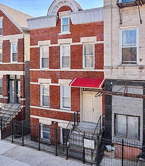 1527 W 18th Pl, Chicago, IL, 60608-2842 | Card Image