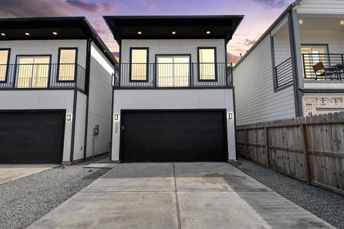 3310 Hardy St, Houston, TX, 77009-5927 | Card Image