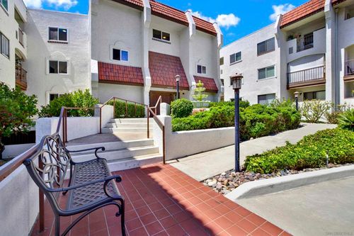 209-6330 Genesee Ave, San Diego, CA, 92122 | Card Image