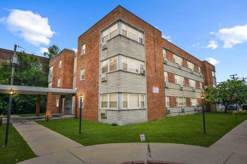 apt-2a-2409 W Balmoral Ave, Chicago, IL, 60625-2375 | Card Image
