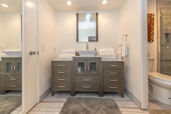 Demetra 48697 Eisenhower Dr Indio CA Ph | Image 19