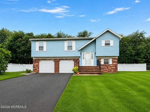 83 Starlight Rd, Howell, NJ, 07731-2215 | Card Image