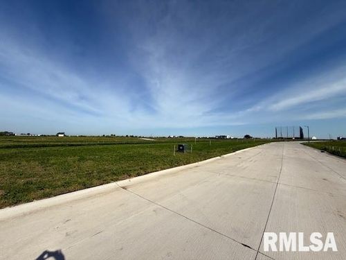 6403 Ryan Rd, Bettendorf, IA, 52722 | Card Image