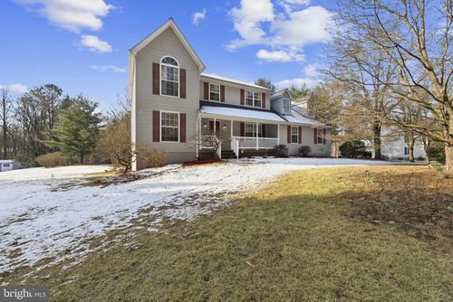 7742 Lake Shore Dr, OWINGS, MD, 20736-9000 | Card Image