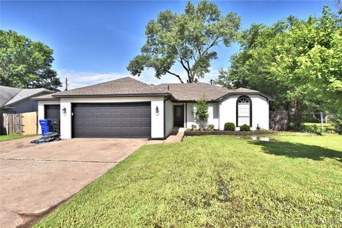 1104 80th St, Broken Arrow, OK, 74014-7403 | Card Image