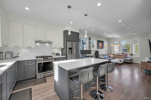 13-189 Wood St, New Westminster, BC, V3M0L7 | Card Image