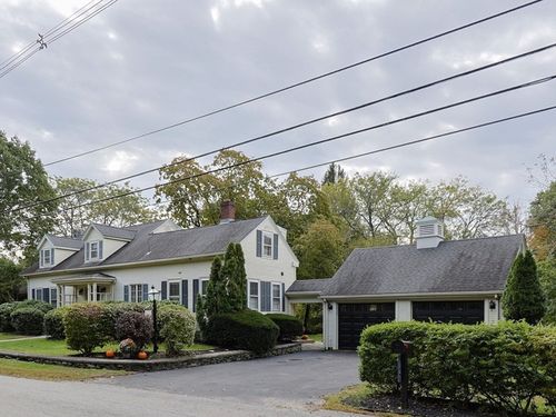 2043 Wellington St, Dighton, MA, 02715-1036 | Card Image