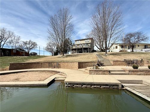 100 Inlet Cv, Council Grove, KS, 66846-8539 | Card Image
