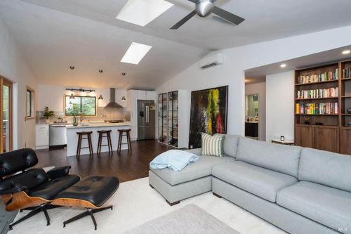 14225 Cherry St, Guerneville, CA, 95446-9620 | Card Image