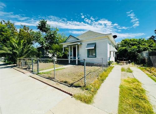 1253 W Belleview St, San Bernardino, CA, 92410-2319 | Card Image