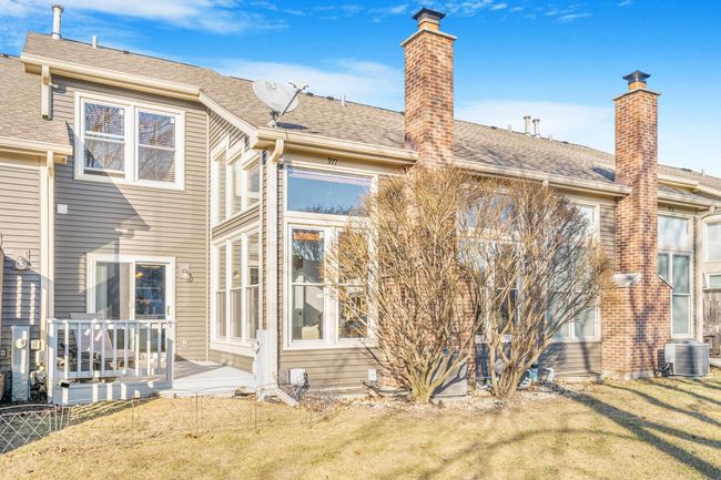 971 Heathrow Ln, Townhouse with 3 bedrooms, 3 bathrooms and 2 parking in Naperville IL | Image 23
