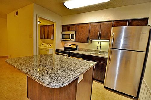 apt-1022-6910 Skillman St, Dallas, TX, 75231-5860 | Card Image