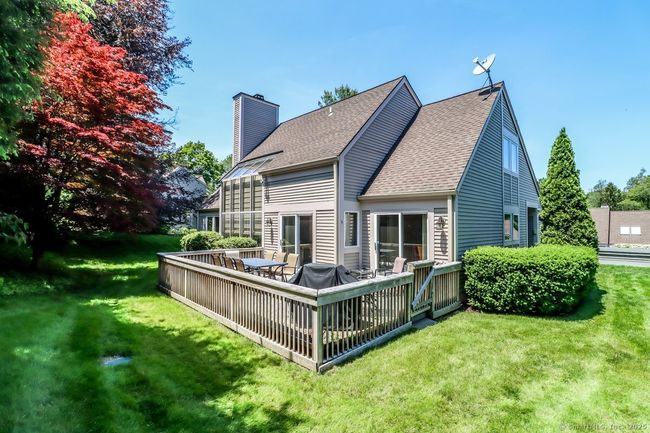 APT-2 - 230 New Canaan Ave, Condo with 3 bedrooms, 3 bathrooms and 3 parking in Norwalk CT | Image 18