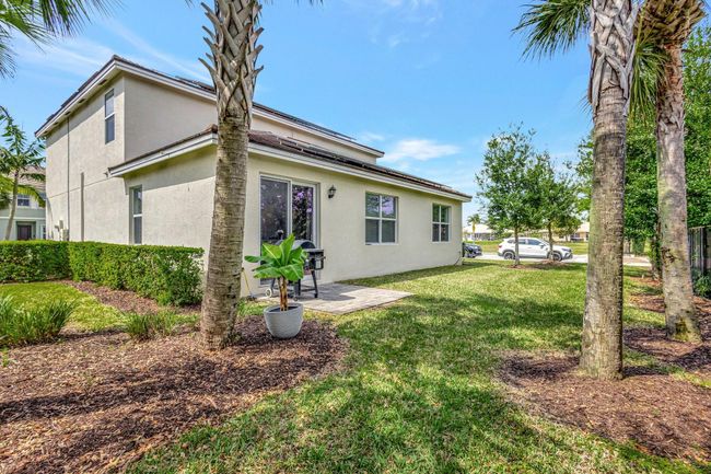 92 Palmetto Ln, House other with 4 bedrooms, 3 bathrooms and null parking in Royal Palm Beach FL | Image 41