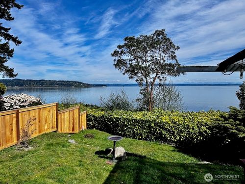 18616 Angeline Ave Ne, Suquamish, WA, 98392-9750 | Card Image