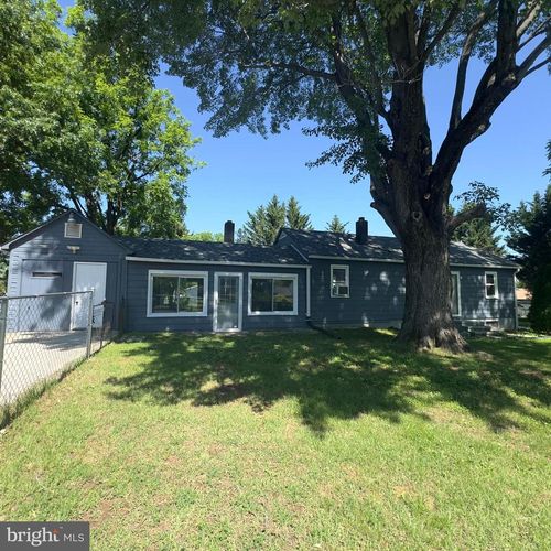 44 S Woodlawn Avenue, HAMILTON, VA, 20158 | Card Image