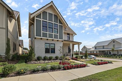 Front porch living space | Image 1