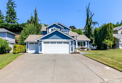 913 N Mountain View Ave, Tacoma, WA, 98406-1055 | Card Image