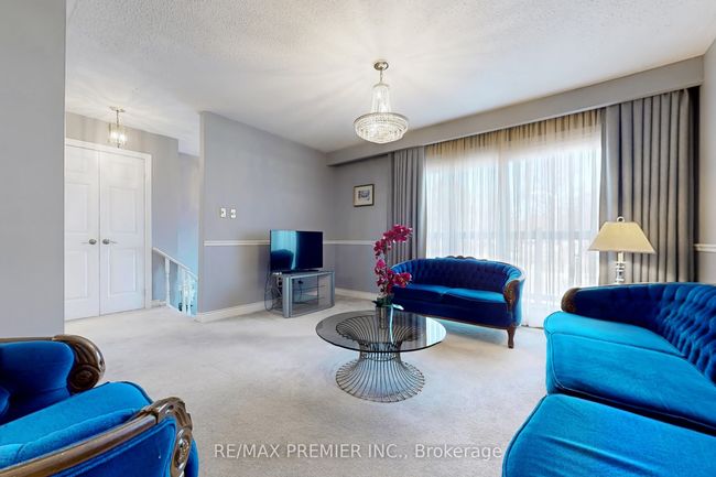 191 Invergordon Ave, House other with 6 bedrooms, 3 bathrooms and 4 parking in Scarborough ON | Image 6