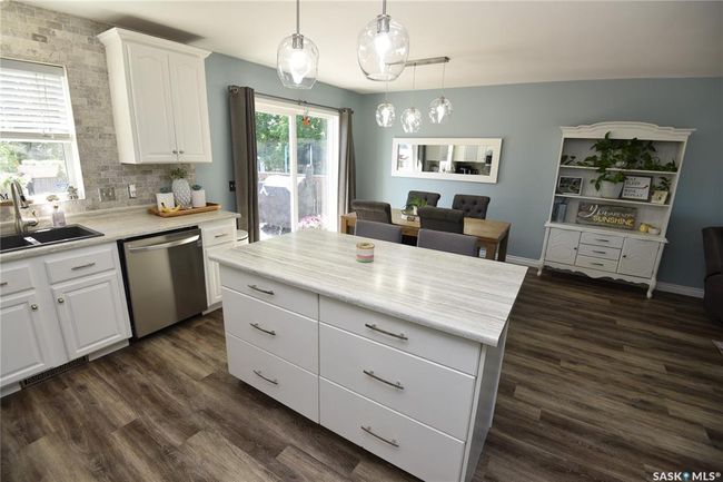 113 6 Th St E, House other with 5 bedrooms, 2 bathrooms and 4 parking in Nipawin SK | Image 12