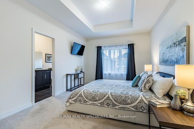 39 Adventura Rd, House attached with 4 bedrooms, 3 bathrooms and 1 parking in Brampton ON | Image 30