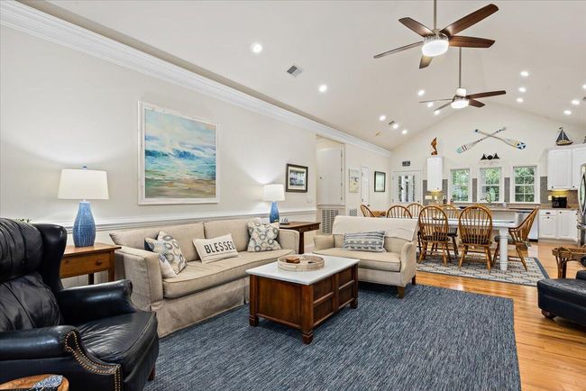1604 Jungle Road | Image 10