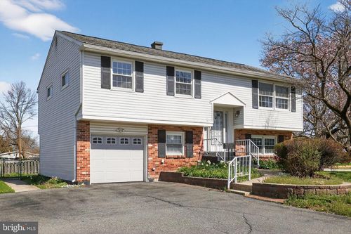 214 Bluefield Rd, NEWARK, DE, 19713-3369 | Card Image