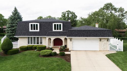7810 Del Ct, Darien, IL, 60561-4550 | Card Image