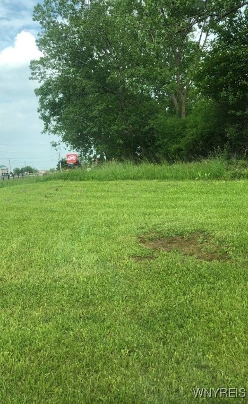 1401 French Rd, Depew, NY, 14043-4867 | Card Image