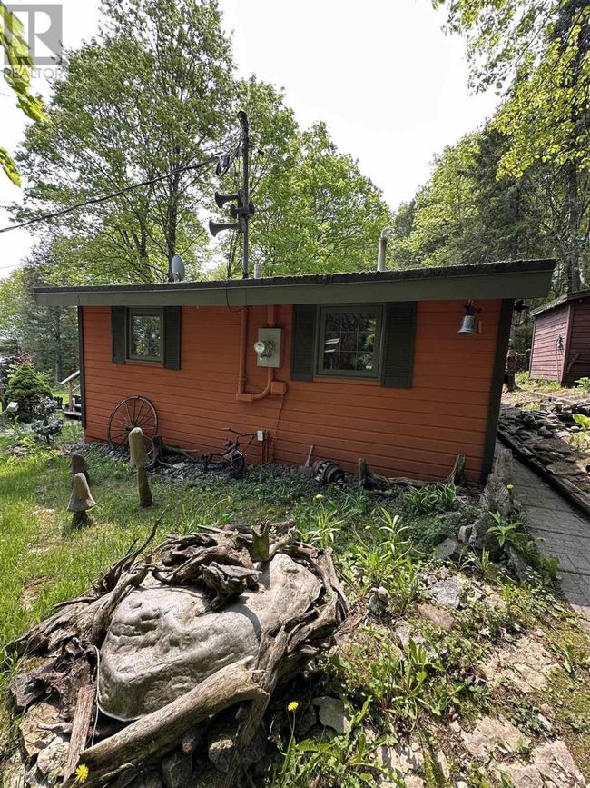 1943 V Line Rd, Home with 2 bedrooms, 1 bathrooms and null parking in Richards Landing ON | Image 8