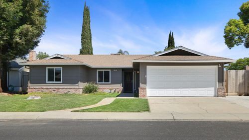 825 Buckingham Dr, Manteca, CA, 95336-6301 | Card Image