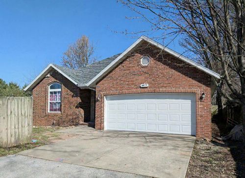 3977 W Beechwood St, Springfield, MO, 65807-8116 | Card Image