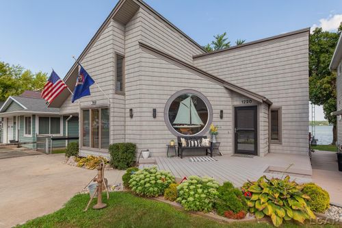 1220 Round Lake Hwy, Manitou Beach, MI, 49253-9043 | Card Image