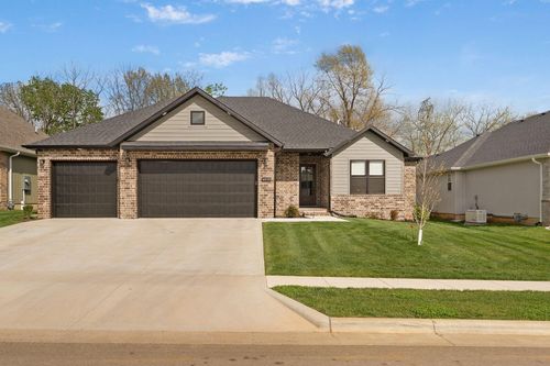 4898 S Sycamore Ave, Springfield, MO, 65810-2070 | Card Image