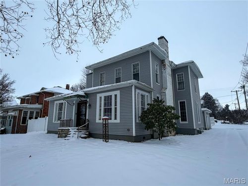 821 N State St, Litchfield, IL, 62056-1401 | Card Image