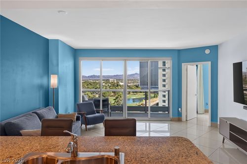 1106-322 Karen Ave, Las Vegas, NV, 89109-0424 | Card Image