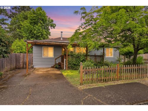 2199 Cleveland St, Eugene, OR, 97405-1536 | Card Image