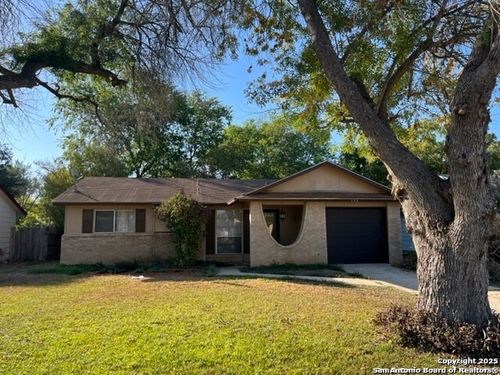 608 Marilyn Dr, Schertz, TX, 78154-1653 | Card Image